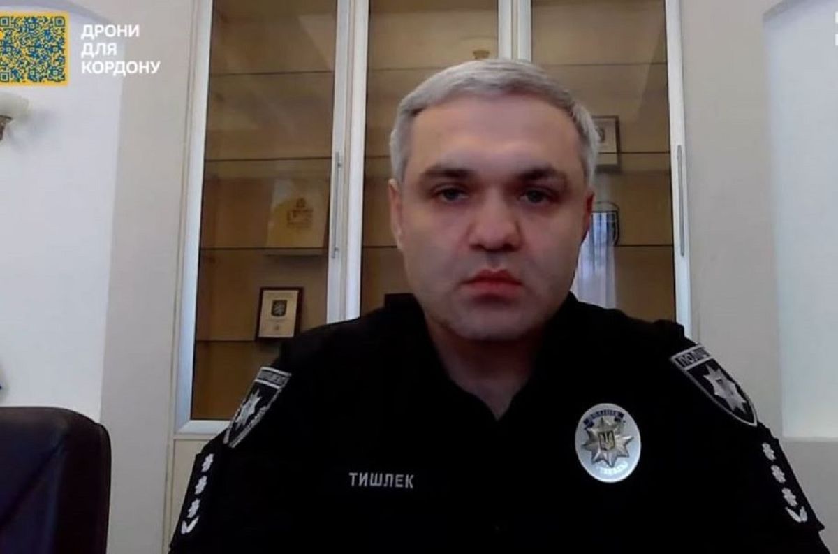 Відсторонений через російський паспорт дружини заступник голови Нацполіції повернувся до роботи