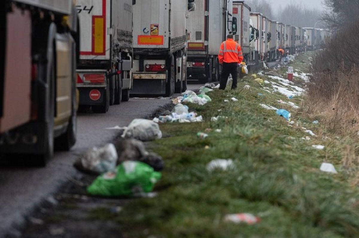 Польські перевізники назвали дату та час початку нової блокади ПП «Дорогуськ – Ягодин»