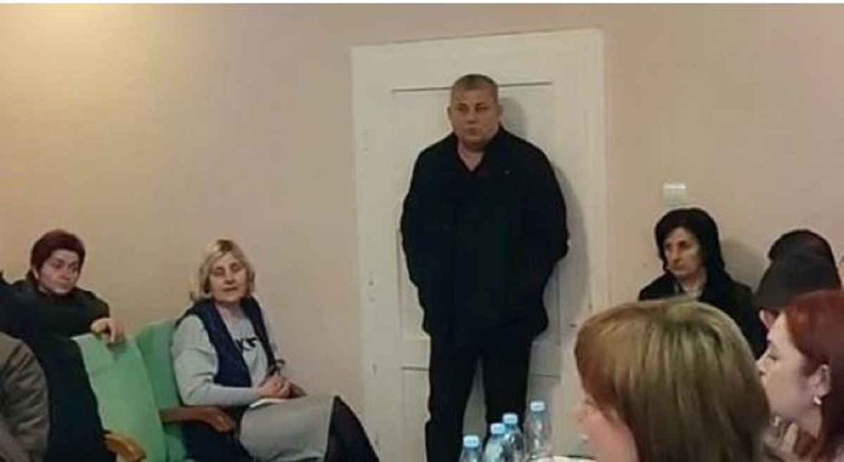 Суд обрав запобіжний захід депутату, який підірвав гранати в сільраді на Закарпатті