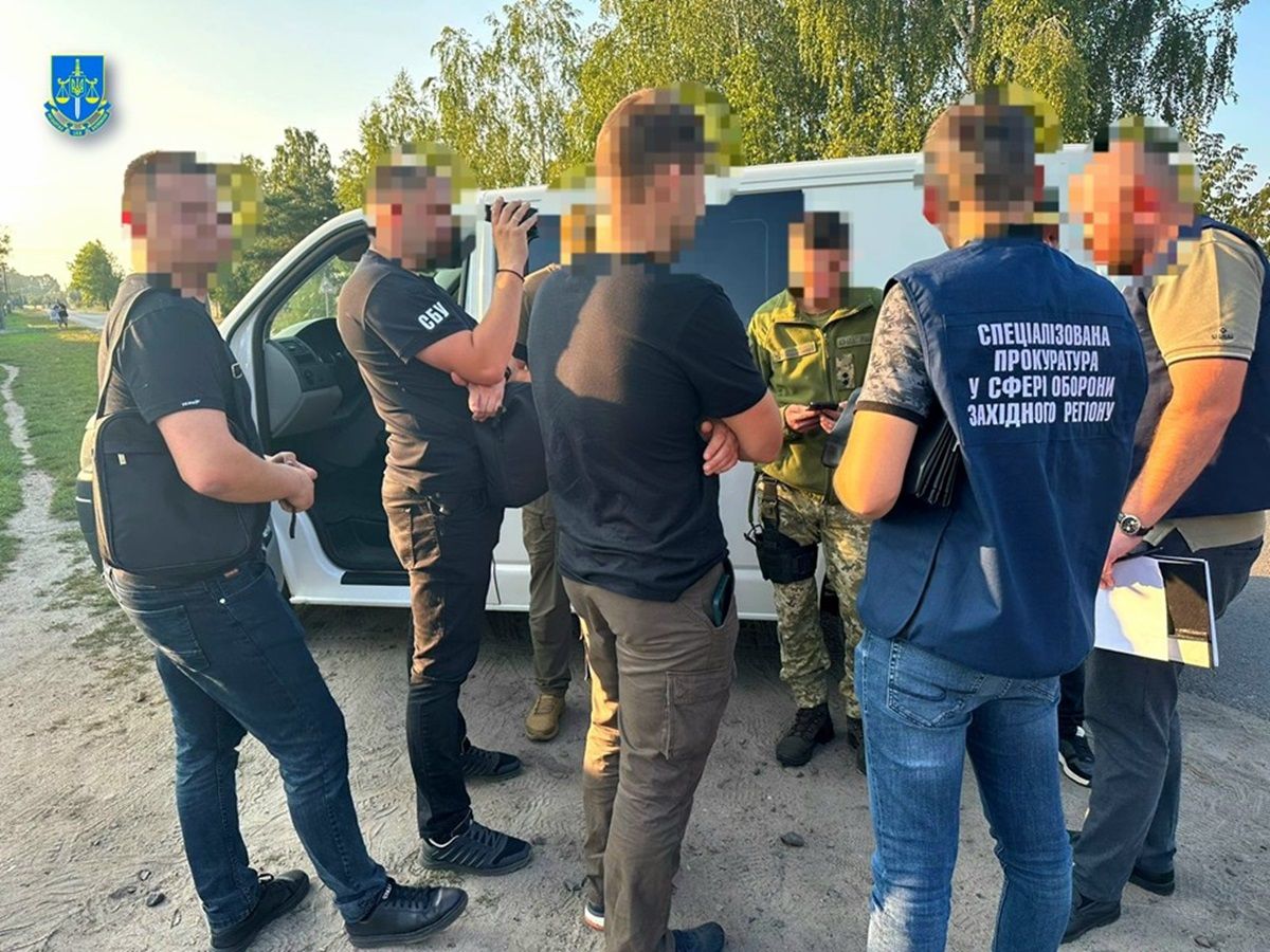 Волинського прикордонника оштрафували на 51 тис. грн за співпрацю з контрабандистами