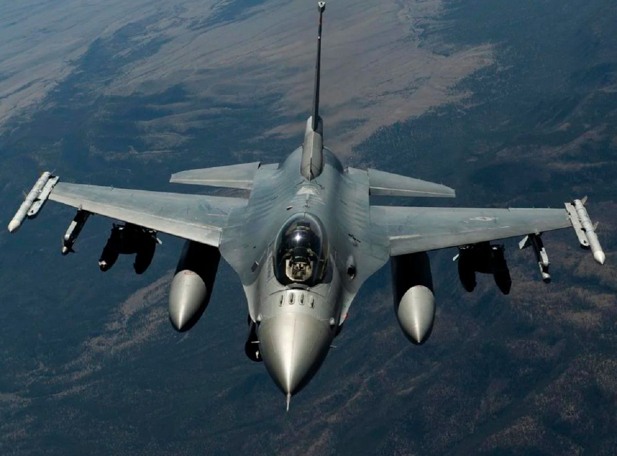 У 2024 році Франція долучиться до навчання українських льотчиків на винищувачах