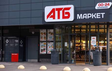 У магазинах «АТБ» з'явилися перші в Україні роботи-помічники Delivery Cobot