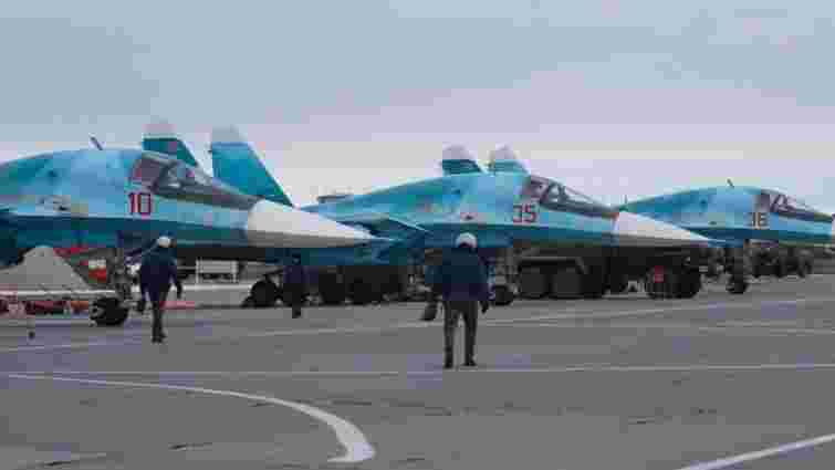 Українські військові знищили три російські винищувачі Су-34