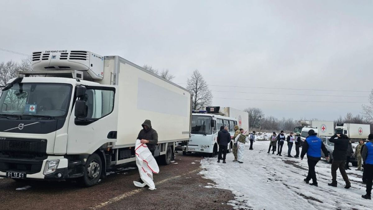 Україна повернула тіла 66 загиблих військовослужбовців