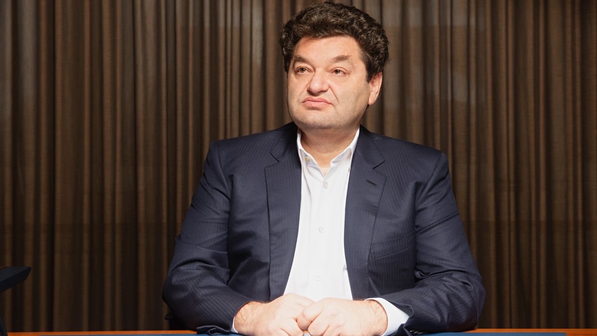 Президент ввів санкції проти Вадима Єрмолаєва та його компаній