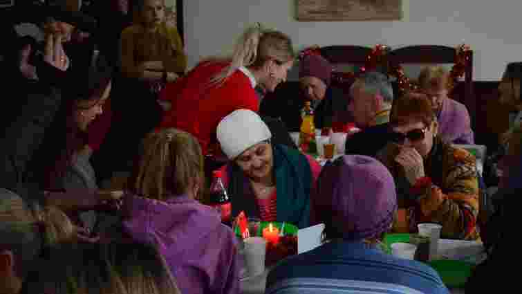 У Львові проведуть два благодійні різдвяні обіди для потребуючих