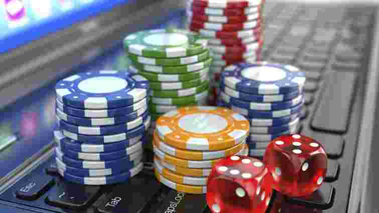 БЕБ затримало підозрюваного в ухиленні сплати податків в онлайн-казино на 7,2 млрд грн