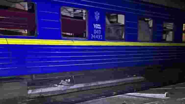 Росія завдала удару по залізничному вокзалу Херсона, загинув поліцейський
