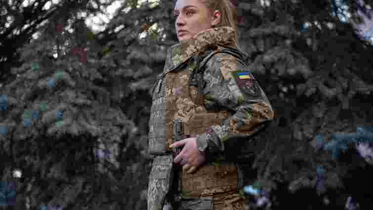 Міноборони затвердило перший український бронежилет для жінок