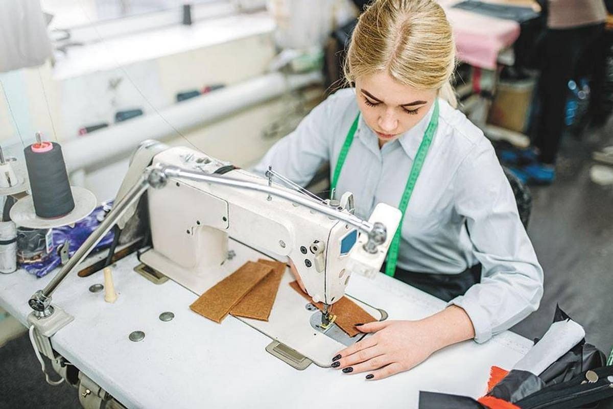 Уряд збільшив компенсації бізнесу за працевлаштування переселенців