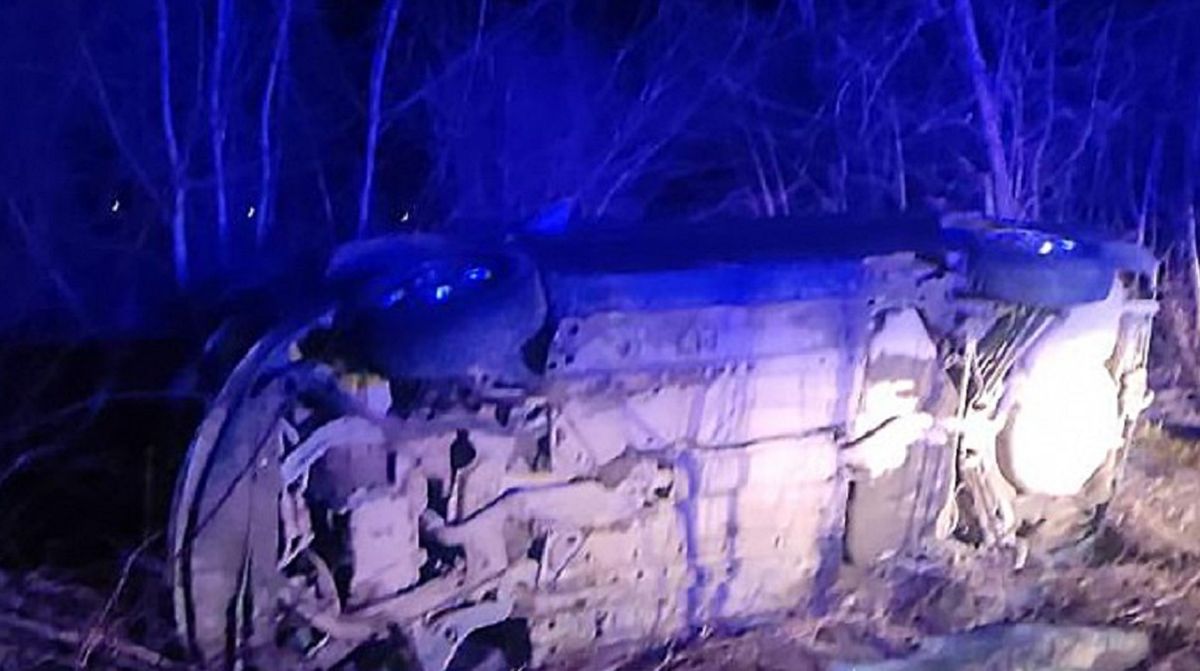 23-річний водій перекинув легковик на Львівщині, троє постраждалих