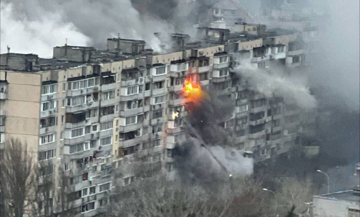 Росія здійснила масовану ракетну атаку на Київ