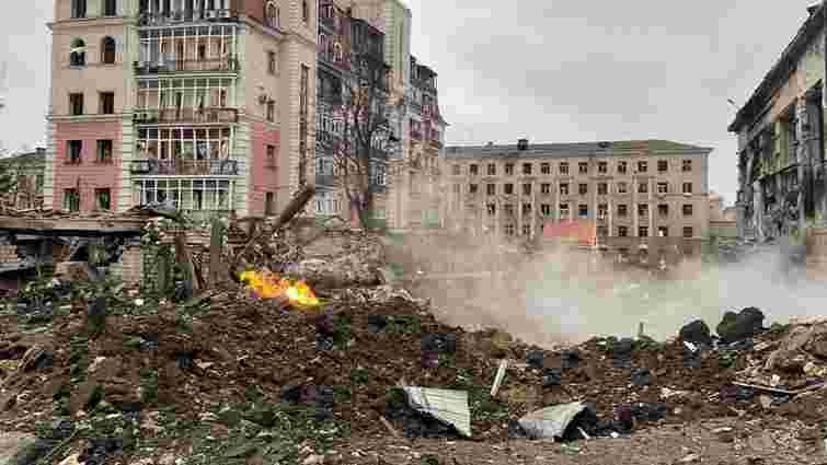 Внаслідок ракетної атаки на Харків постраждало майже півсотні людей