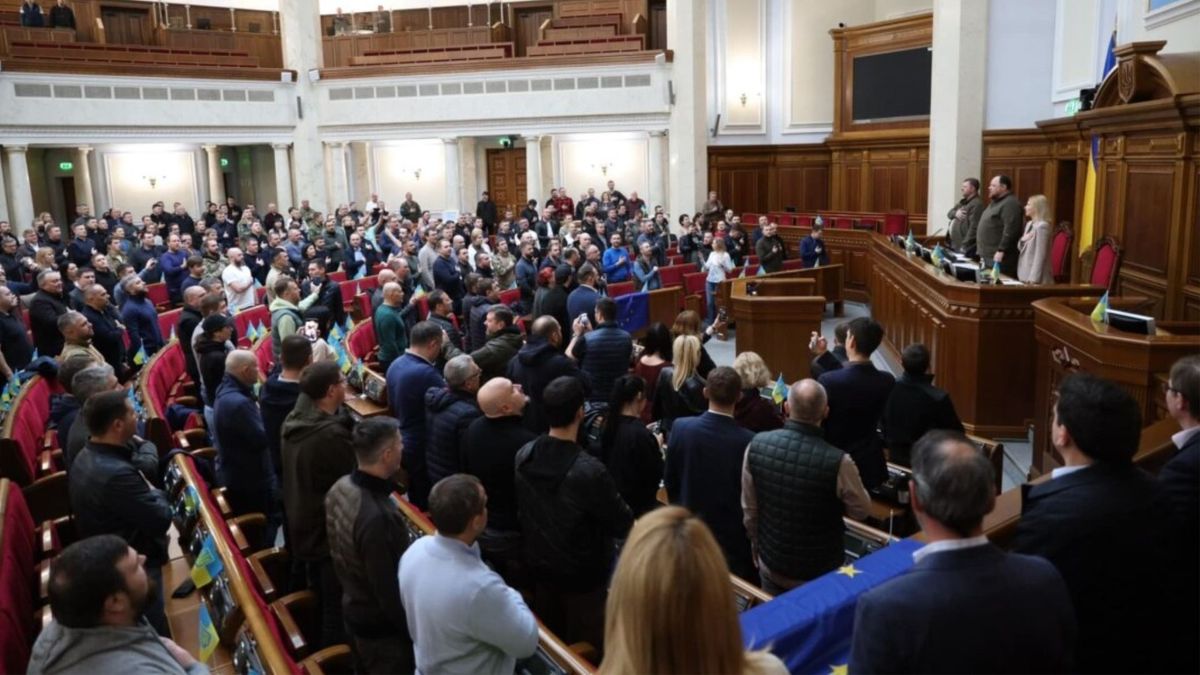 Верховна Рада назвала умови недопуску депутатів до закордонних відряджень 