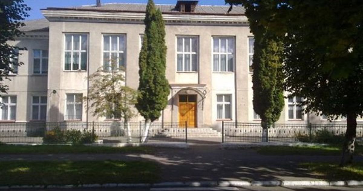 Суд покарав мешканку Львівщини за прогуляні донькою уроки