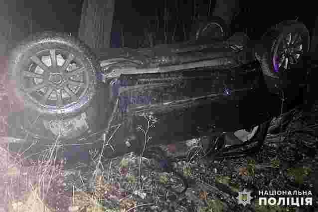 На Хмельниччині п'яний водій перекинув Jeep в кювет, є загиблий