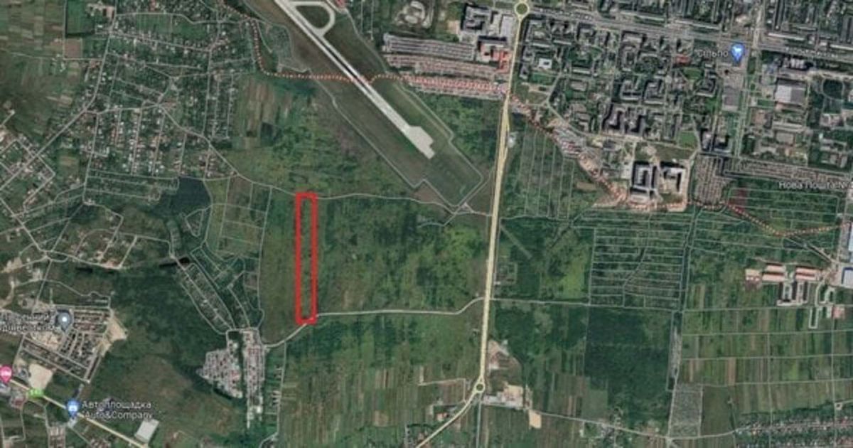Чотири гектари біля львівського аеропорту продадуть за 61,7 тис. грн