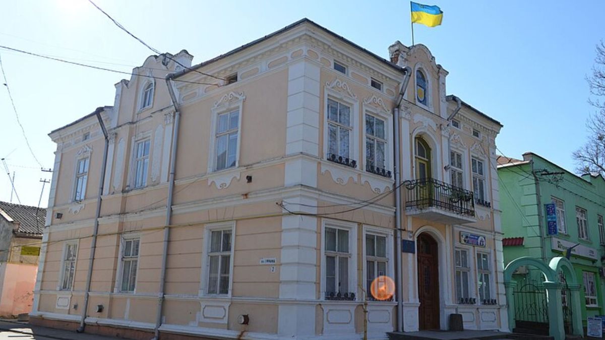 Радехівська міськрада планує витратити 700 тис. грн на публікації про свою діяльність
