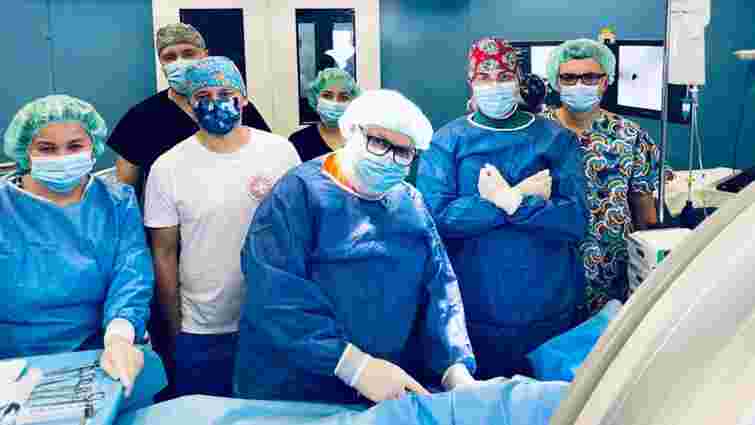У Львові вперше провели операції із вживлення стовбурових клітин дітям