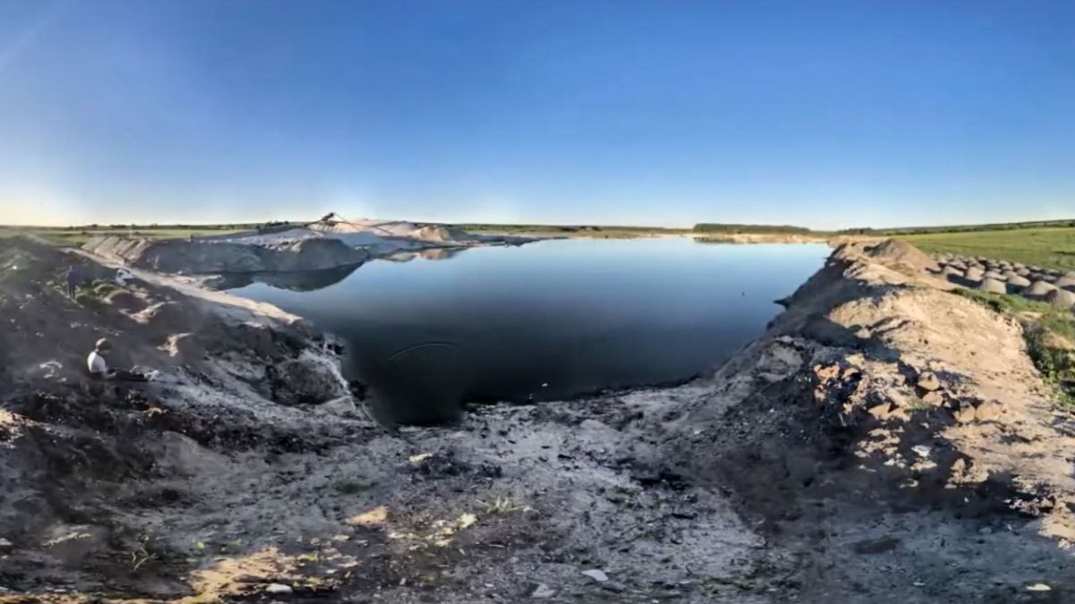 Львівські бізнесмени продали частку власності піщаного кар'єру на Рівненщині