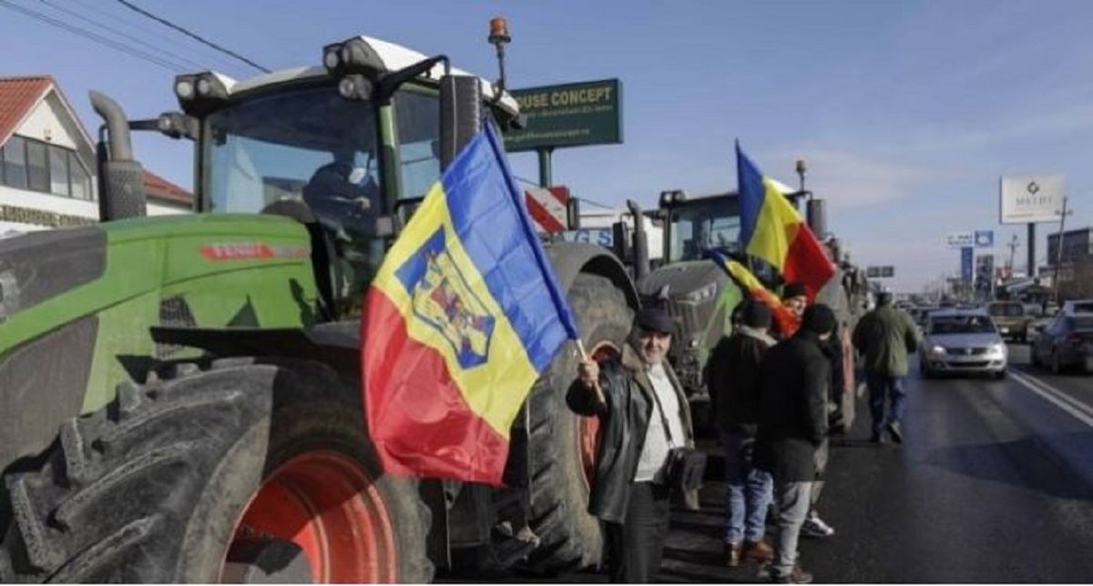 Влада Румунії заявила про компроміс з фермерами, які блокують кордон з Україною