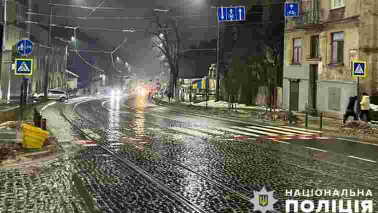 Водій Audi Q5 збив 29-річну жінку на пішохідному переході у Львові