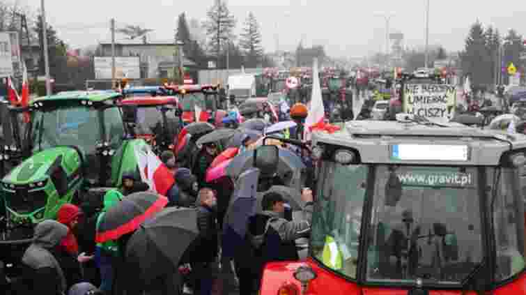 Польські фермери анонсували новий масштабний протест через імпорт українського зерна