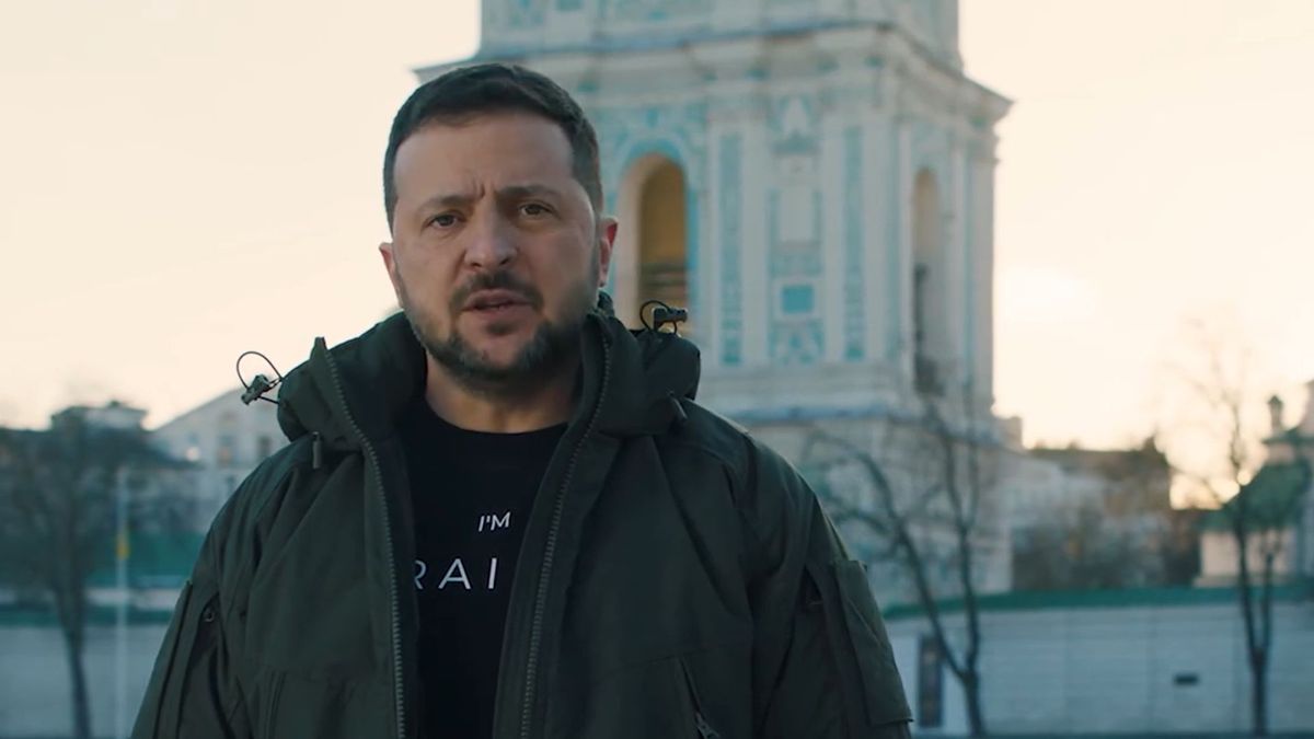 Володимир Зеленський підписав указ про історично населені українцями території Росії