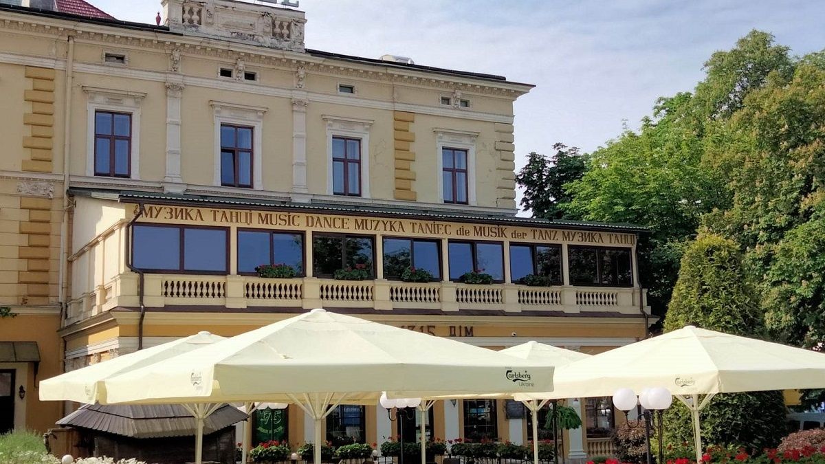Власників «Віденської кав’ярні» оштрафували на 170 тис. грн за нищення пам’ятки