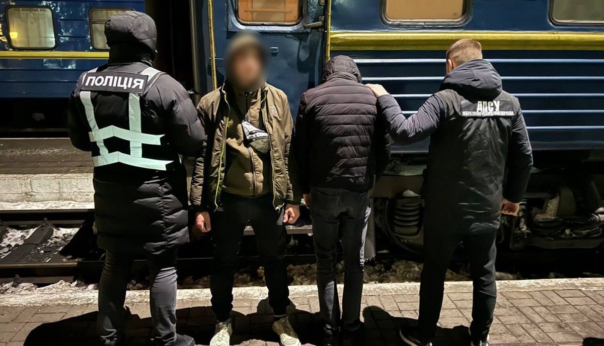 На Львівщині затримали 21-річного волинянина за переправлення ухилянтів за кордон