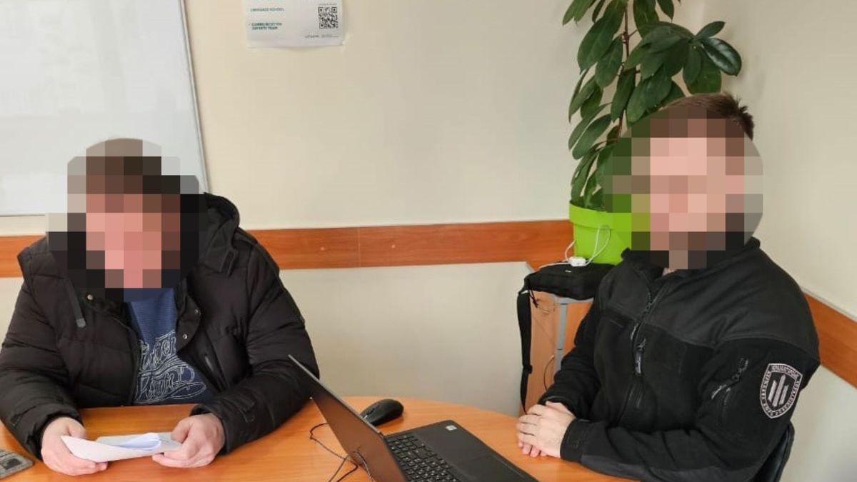На Запоріжжі відсутня на службі військова отримала півмільйона гривень бойових