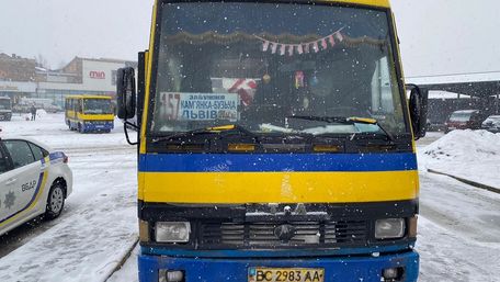 На обласному маршруті на Львівщині виявили нелегального перевізника