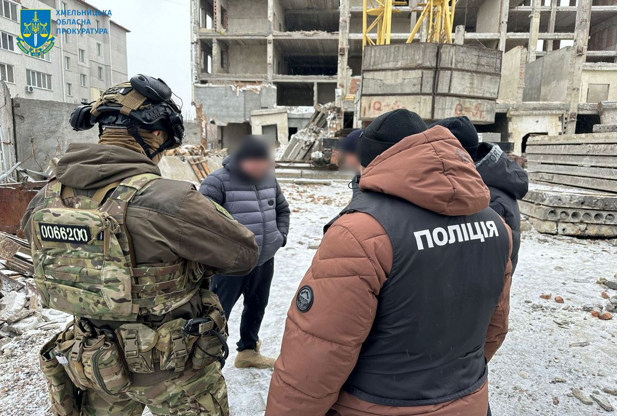 Трьох рекетирів з Хмельницького затримали за вимагання з людей неіснуючих боргів