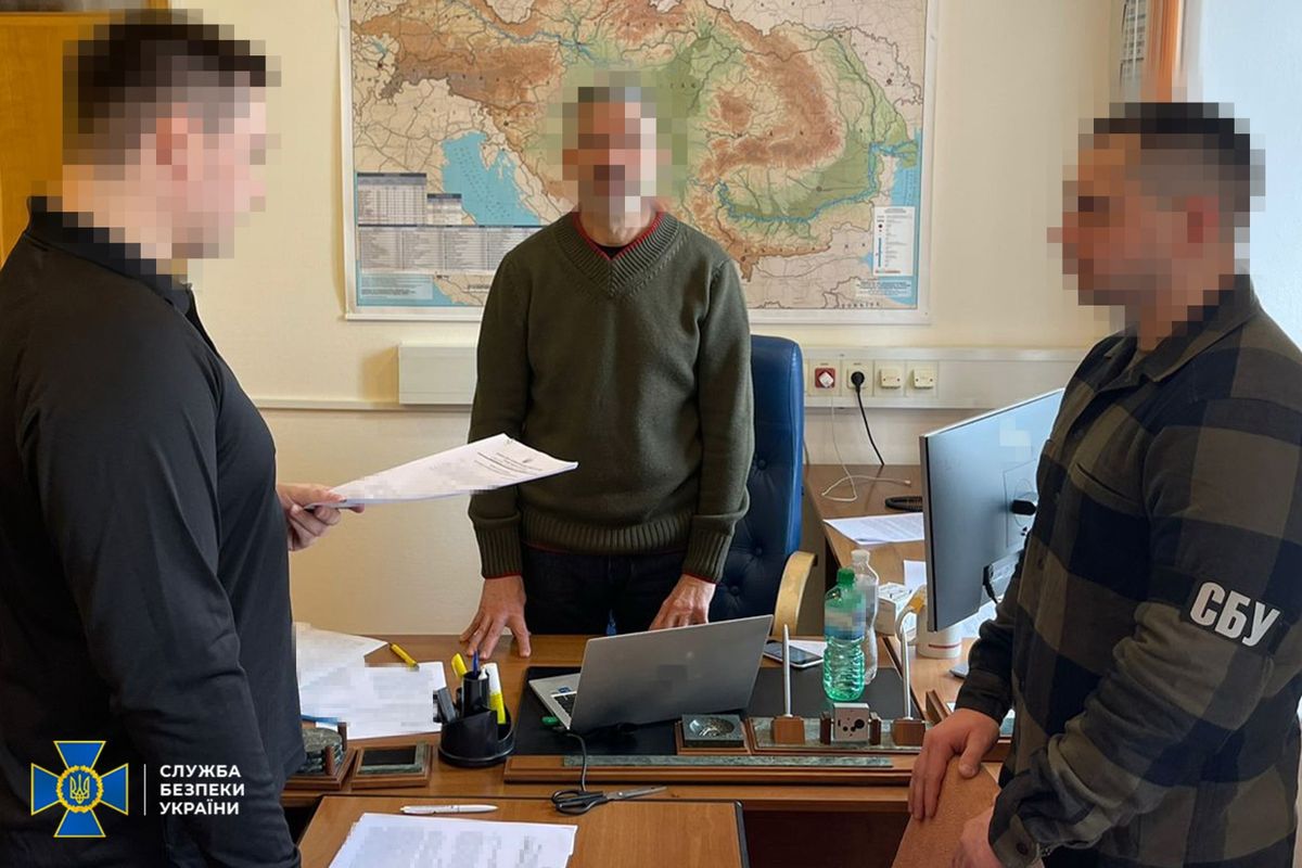 Одеські екс-депутати вкрали 32 баржі торговельного флоту України