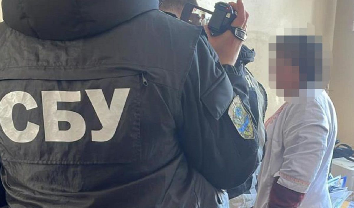 Лікарку з Яворівщини затримали на хабарі за оформлення фіктивної інвалідності