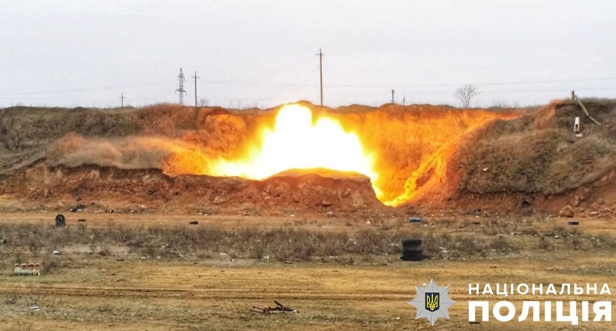 Поліція показала відео знищення БПЛА, який не вибухнув після атаки на Херсон