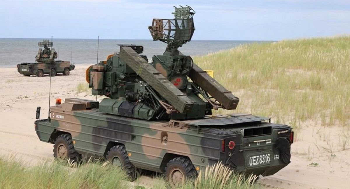 США можуть передати Україні військову допомогу через Грецію, – ЗМІ