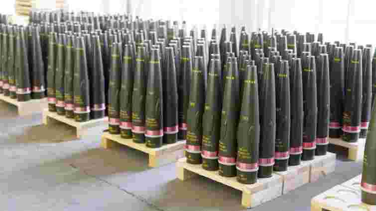 Франція обіцяє щомісяця надавати Україні три тисячі 155-мм снарядів