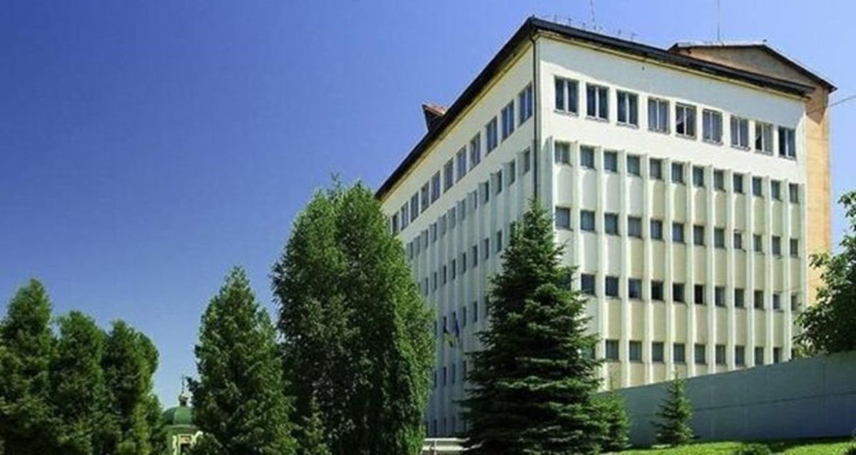 У Рівному оштрафували викладачку приватного університету, яка взяла $1 тис. від вступника
