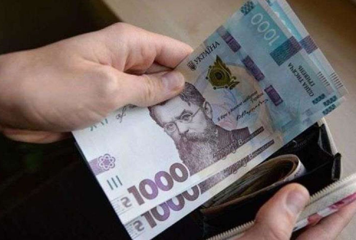 Українські біженці, які повернулися з-за кордону, зможуть отримувати грошову допомогу