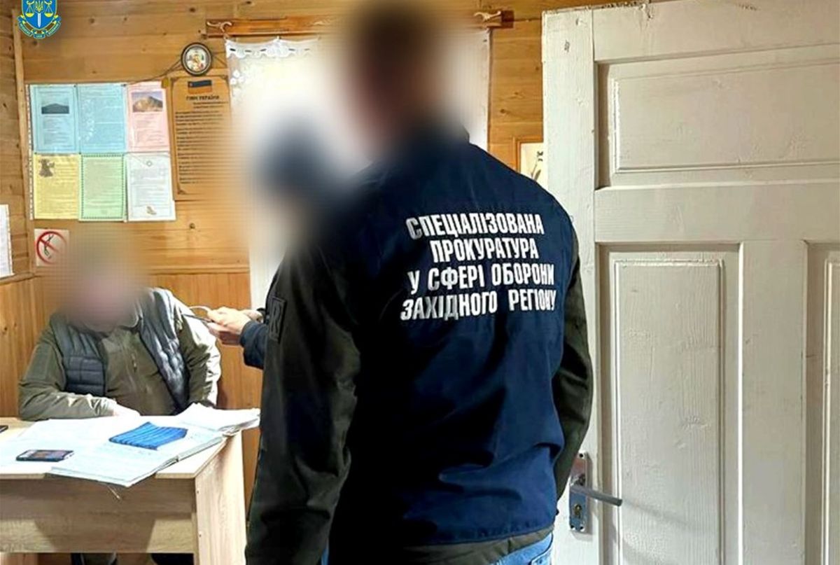 На Прикарпатті посадовці нацпарку привласнили понад 670 тис. грн з екскурсій туристів