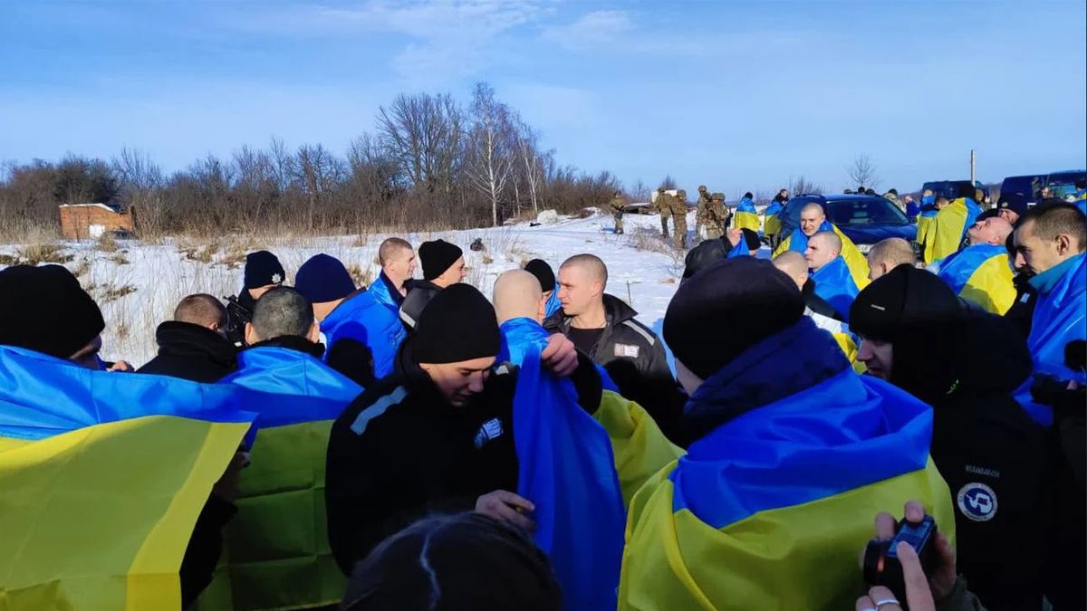З російського полону додому повернулися двоє мешканців Прикарпаття
