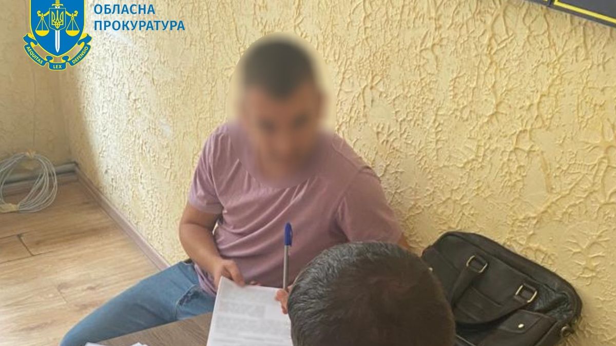 На Закарпатті депутат допоміг відібрати в людей землю на 1,8 млн грн