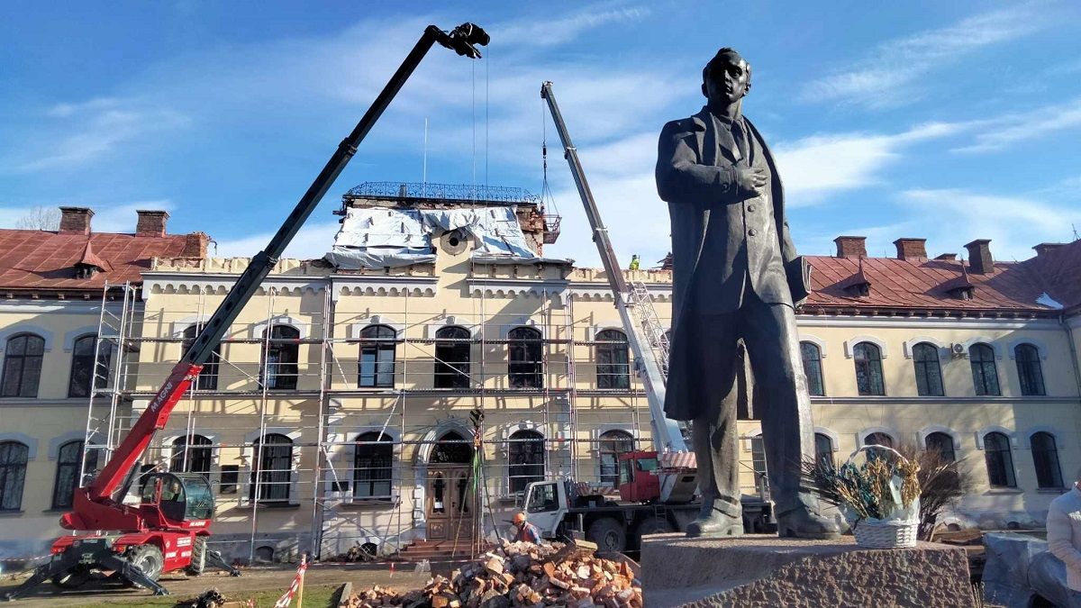 Пошкоджений корпус університету у Дублянах накриють металевим куполом