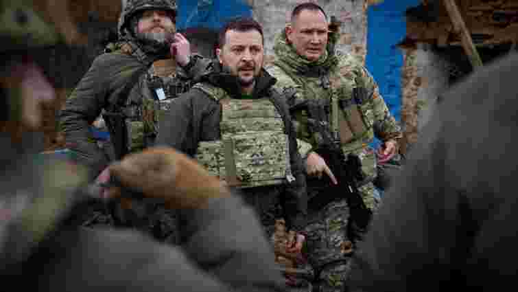 Володимир Зеленський відвідав позиції українських військових у районі села Роботине