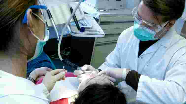 У Кривому Розі після відвідин стоматолога помер 14-річний хлопчик