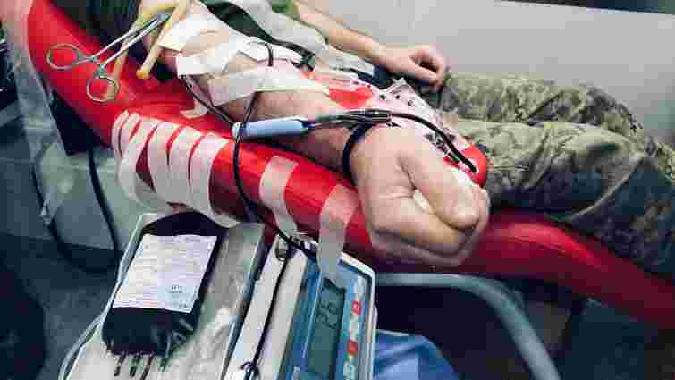 Військові львівського ТЦК здали кров для поранених побратимів