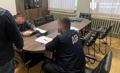 44-річного майора СБУ у Львові затримали за переправлення ухилянтів