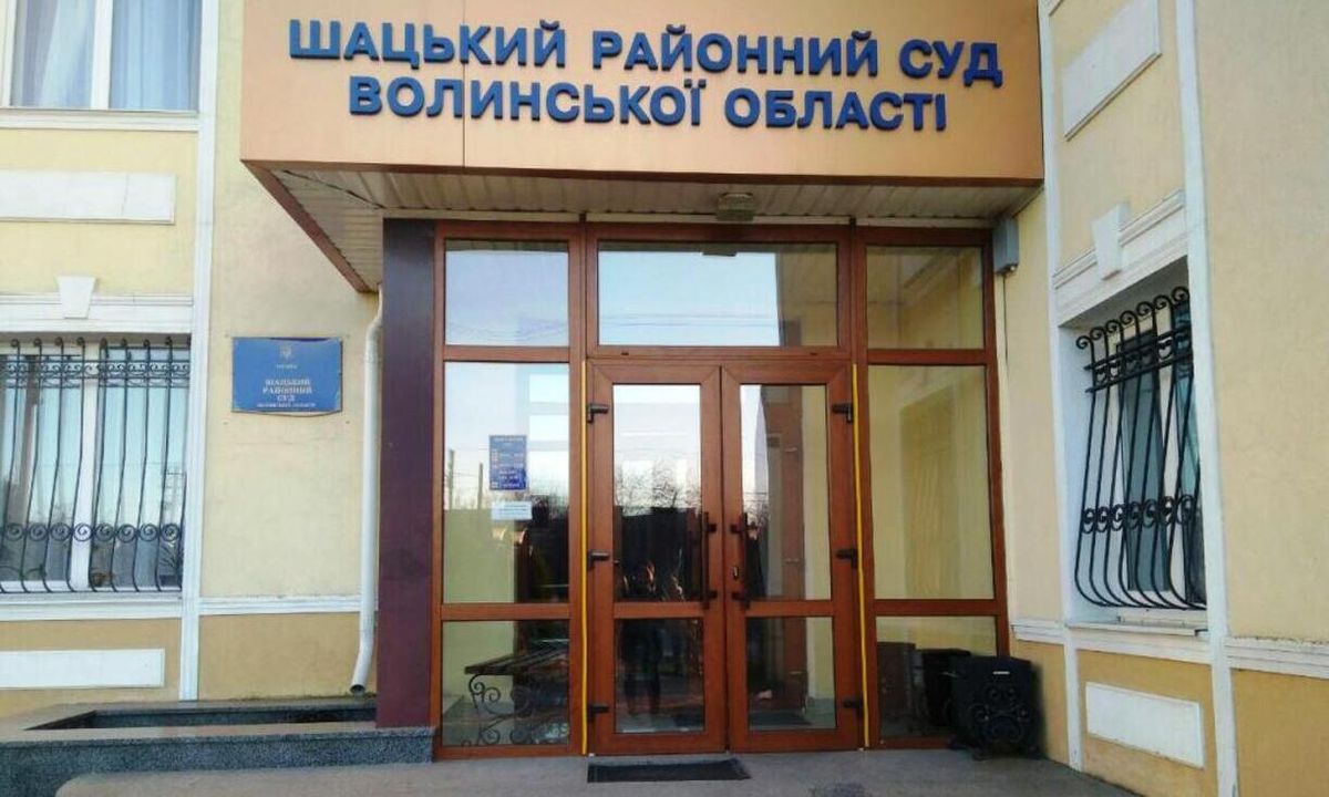Суд на Волині виправдав звинувачену у смерті породіллі лікарку
