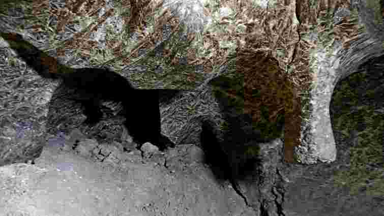 Кривче на Тернопільщині: гіпсова печера і вежі замку